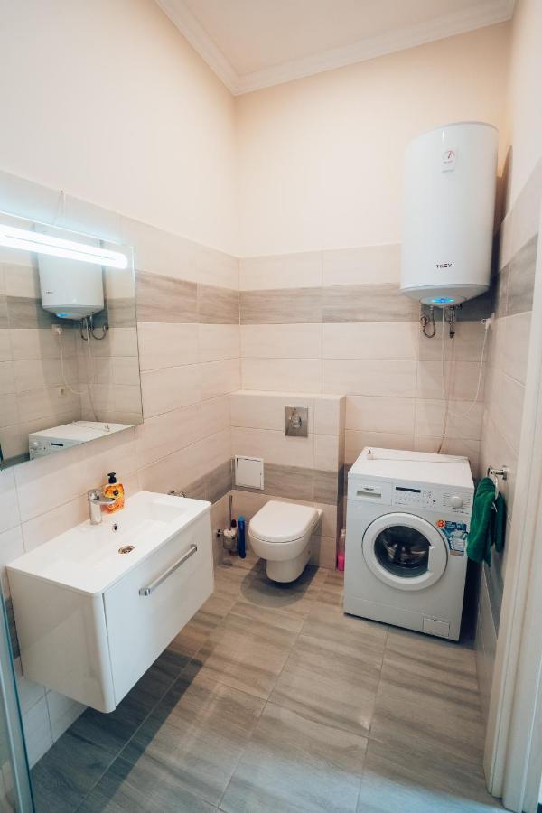 Wonderful Flat On City Center Uzhhorod Exterior foto